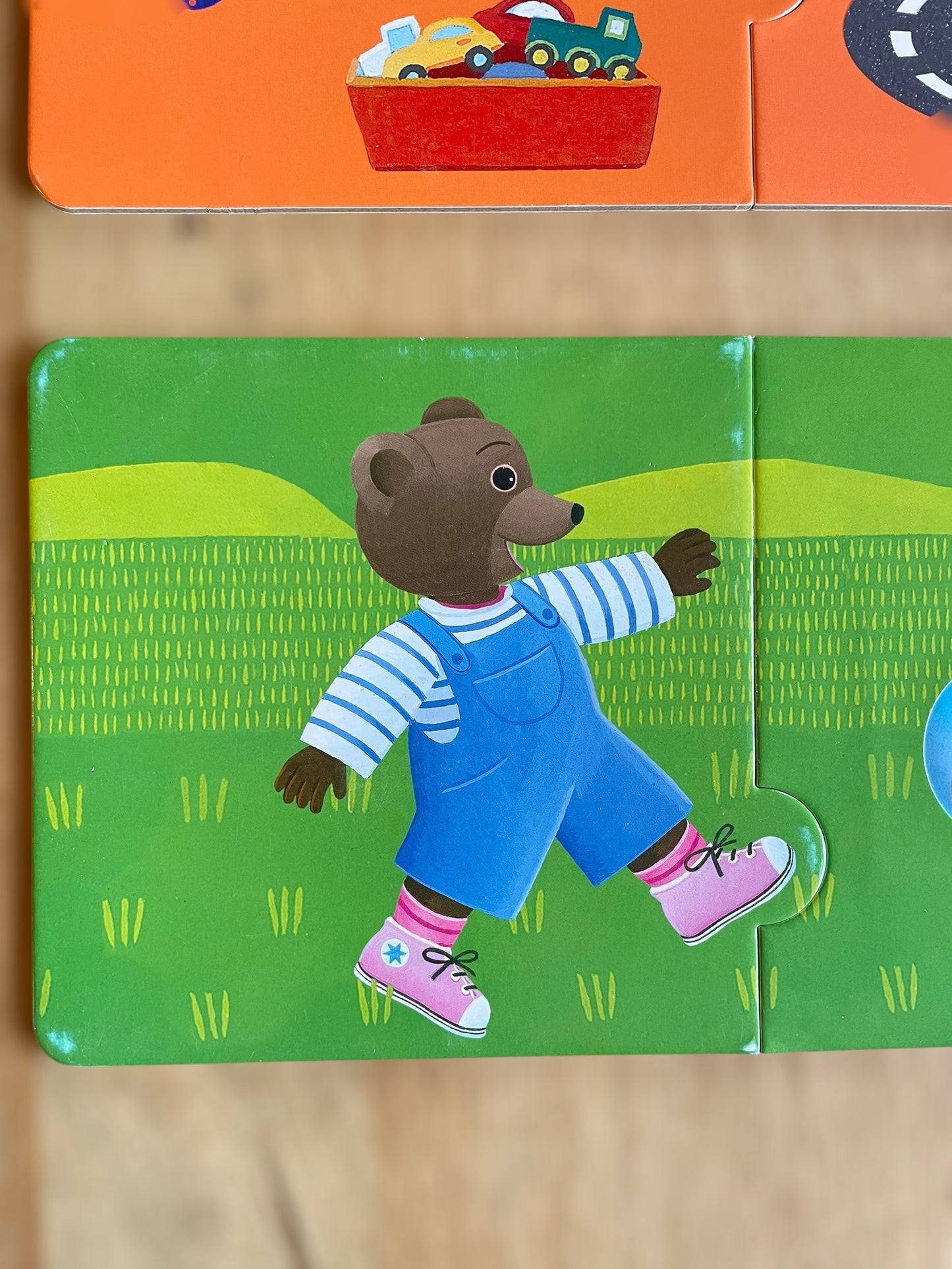 Mon premier puzzle à toucher, Petit Ours Brun
