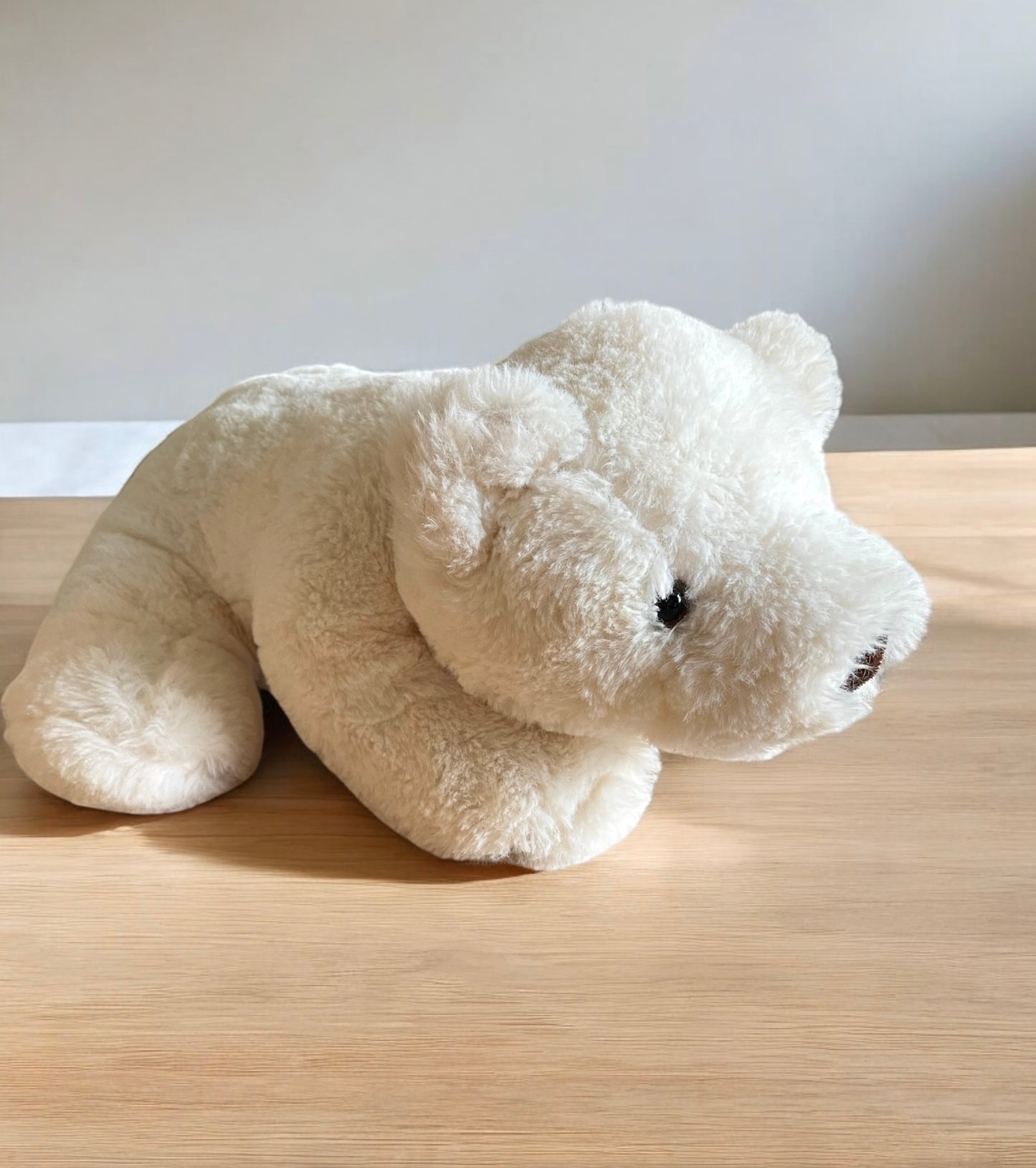 Ours polaire en peluche