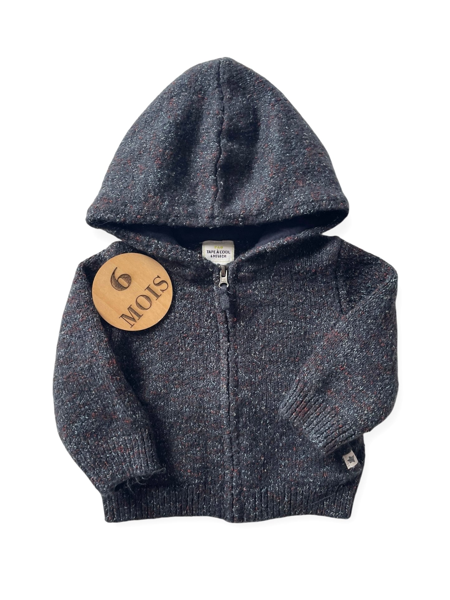 Gilet à capuche, TAO