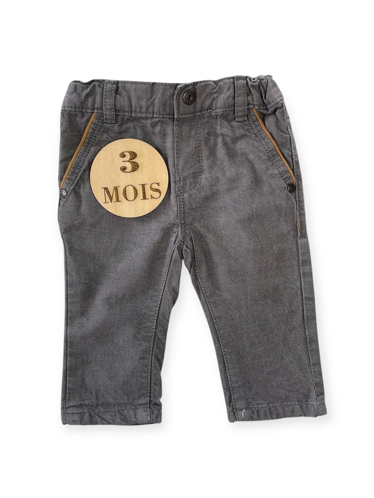 Pantalon gris, Obaibi