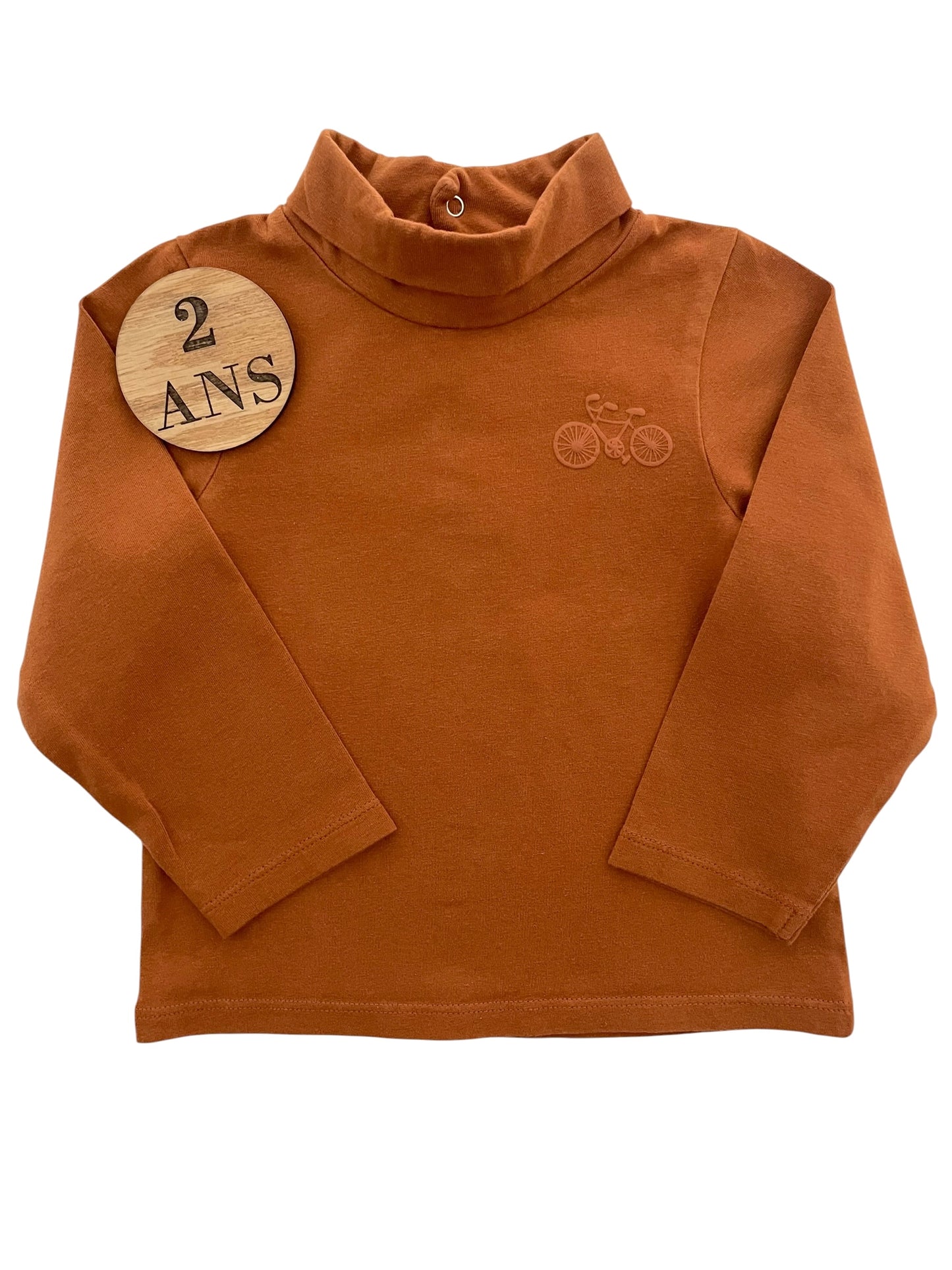 Sous pull camel, Orchestra