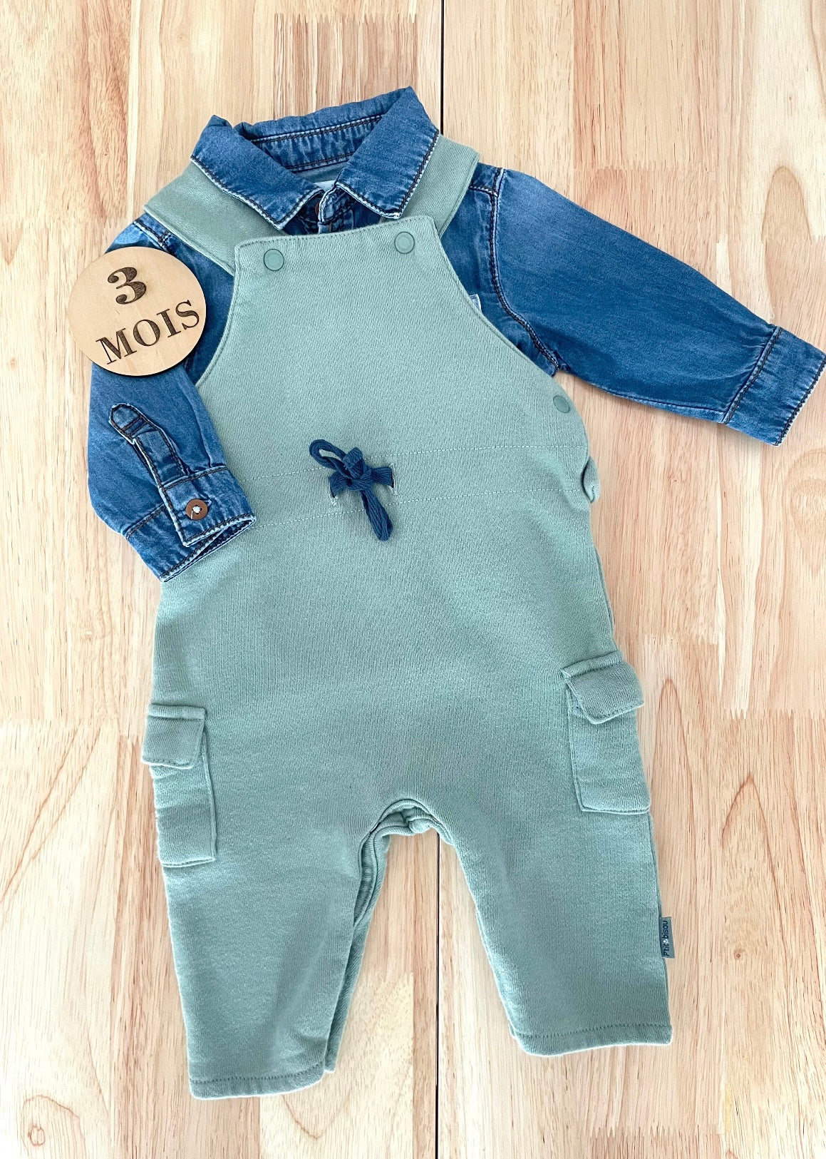Ensemble salopette et chemise