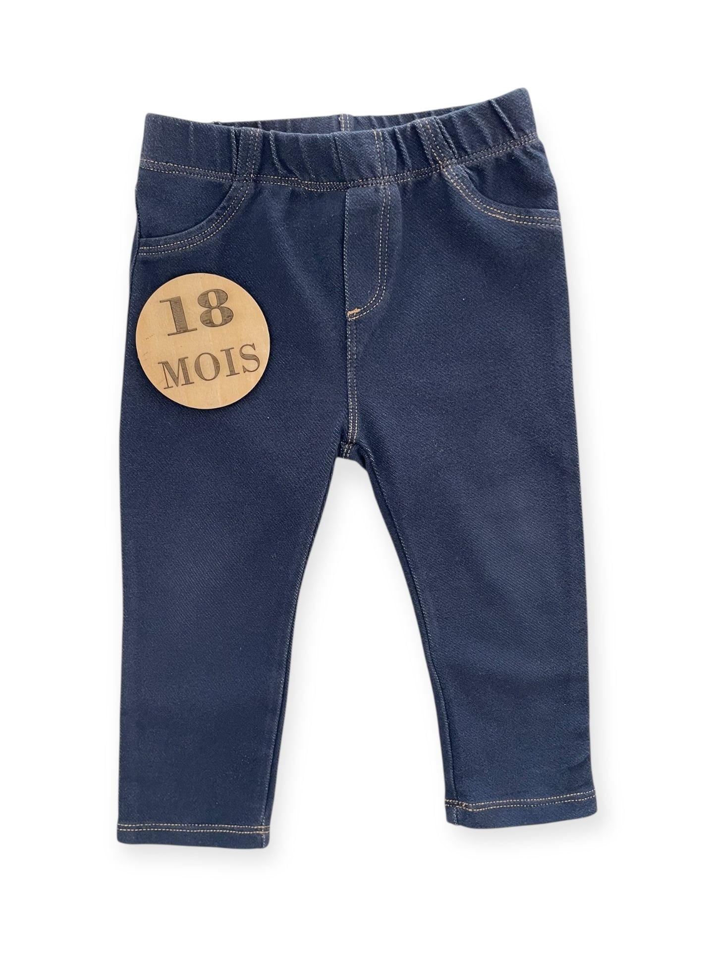 Jegging bleu foncé, In extenso