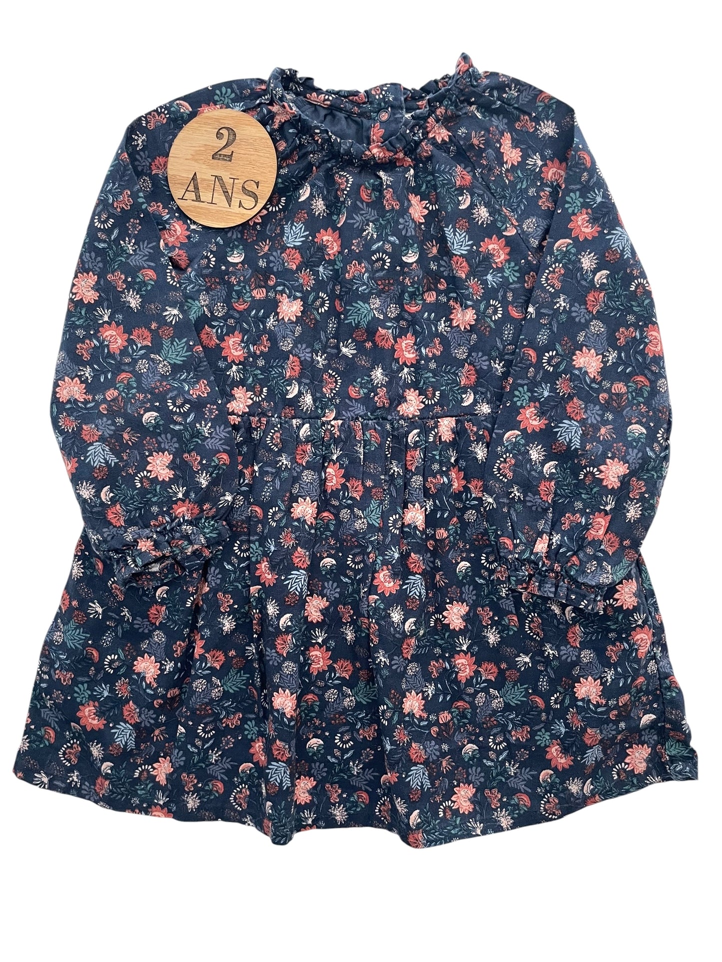 Robe bleu-marine, fleurie, TAO