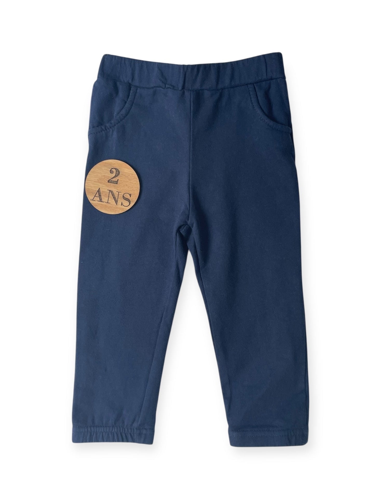 Box 5 pièces, mi-saison, 2 ans (sweat, tee-shirt, jogging)