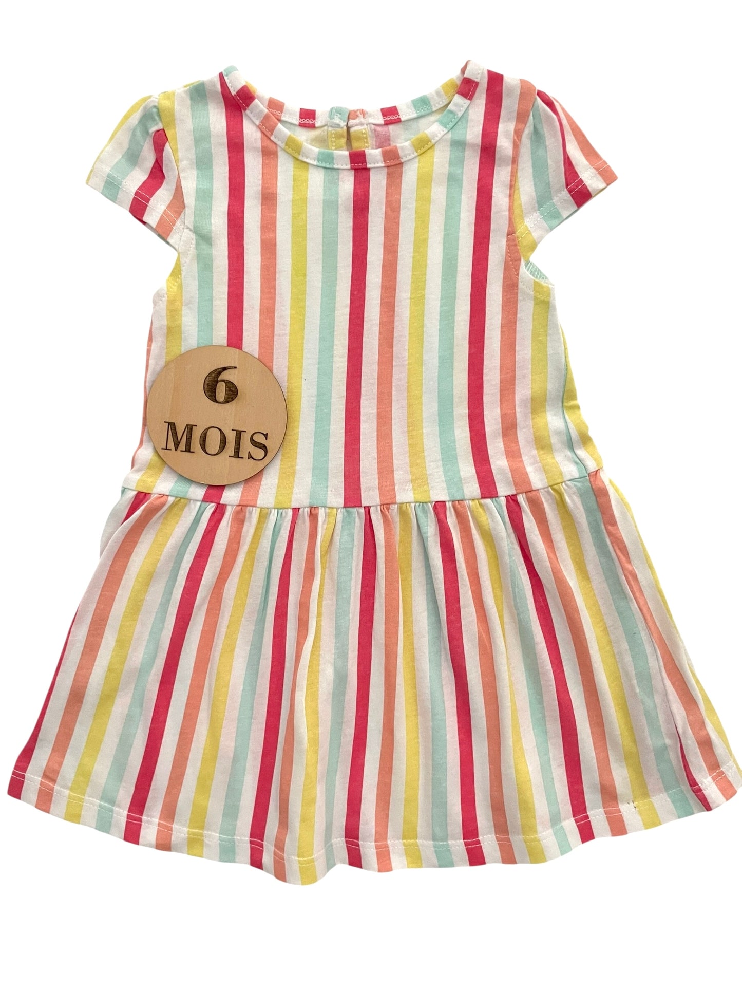 Robe rayée multicolore, La halle