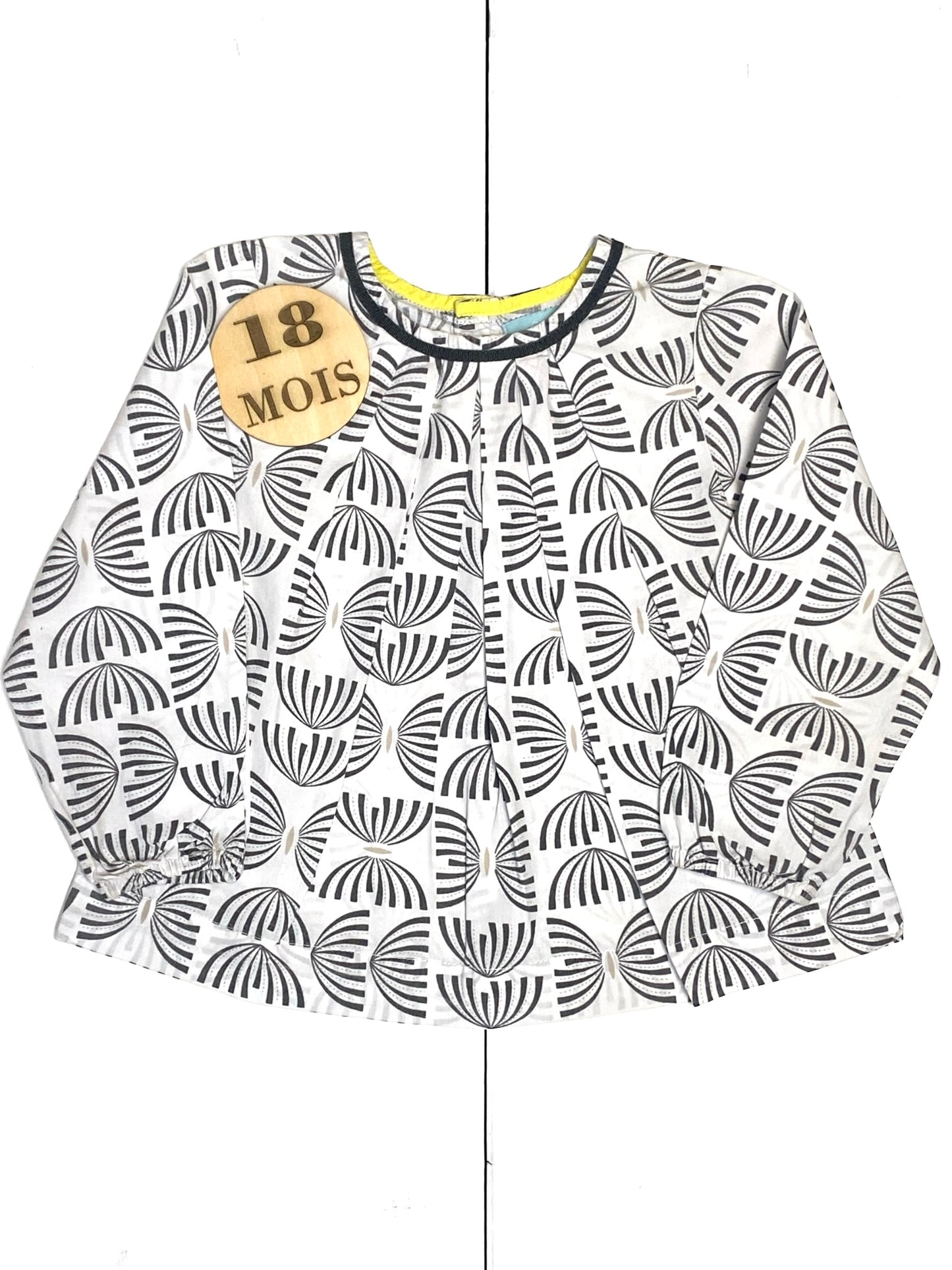Blouse noire et blanche, Obaïbi