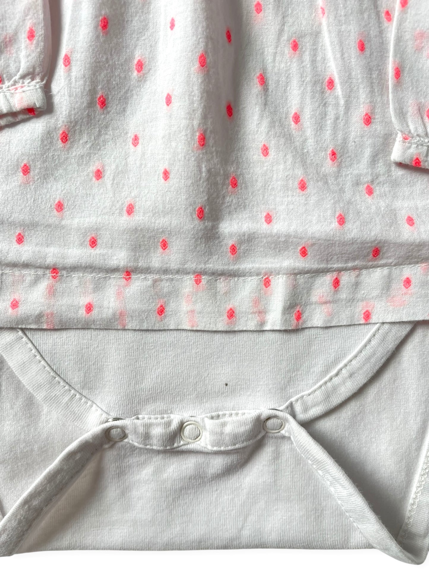 Blouse à pois rose, body intégré, DPAM