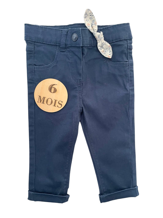 Pantalon bleu-marine, noeud fleuri, TAO