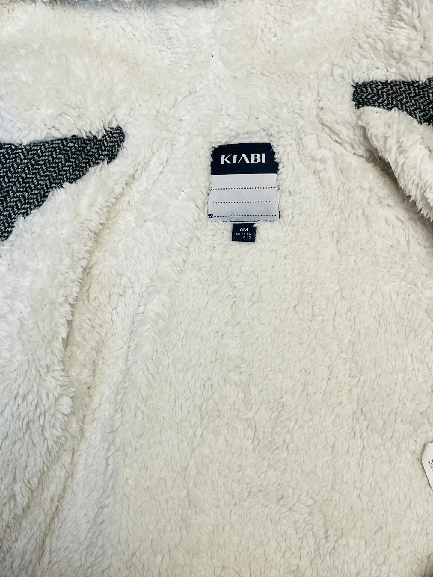 Manteau fourré gris, capuche pompon, motifs pieds de poule, Kiabi