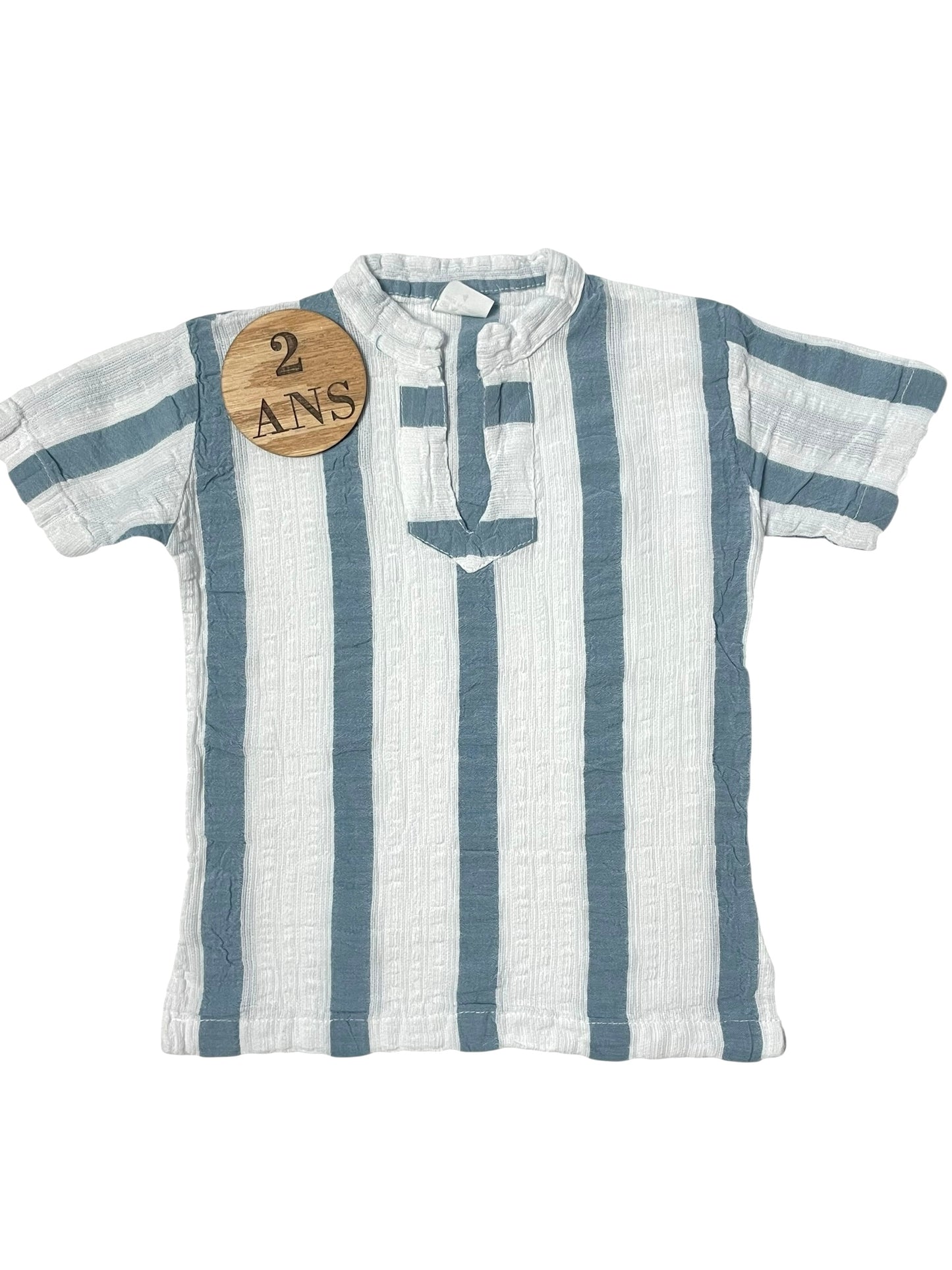 Chemise rayée bleu et blanche