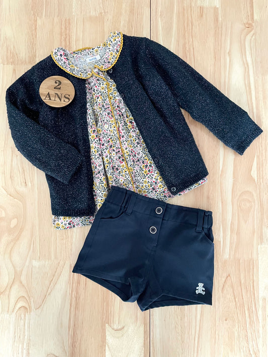 Ensemble 3 pièces, gilet, chemisier et short