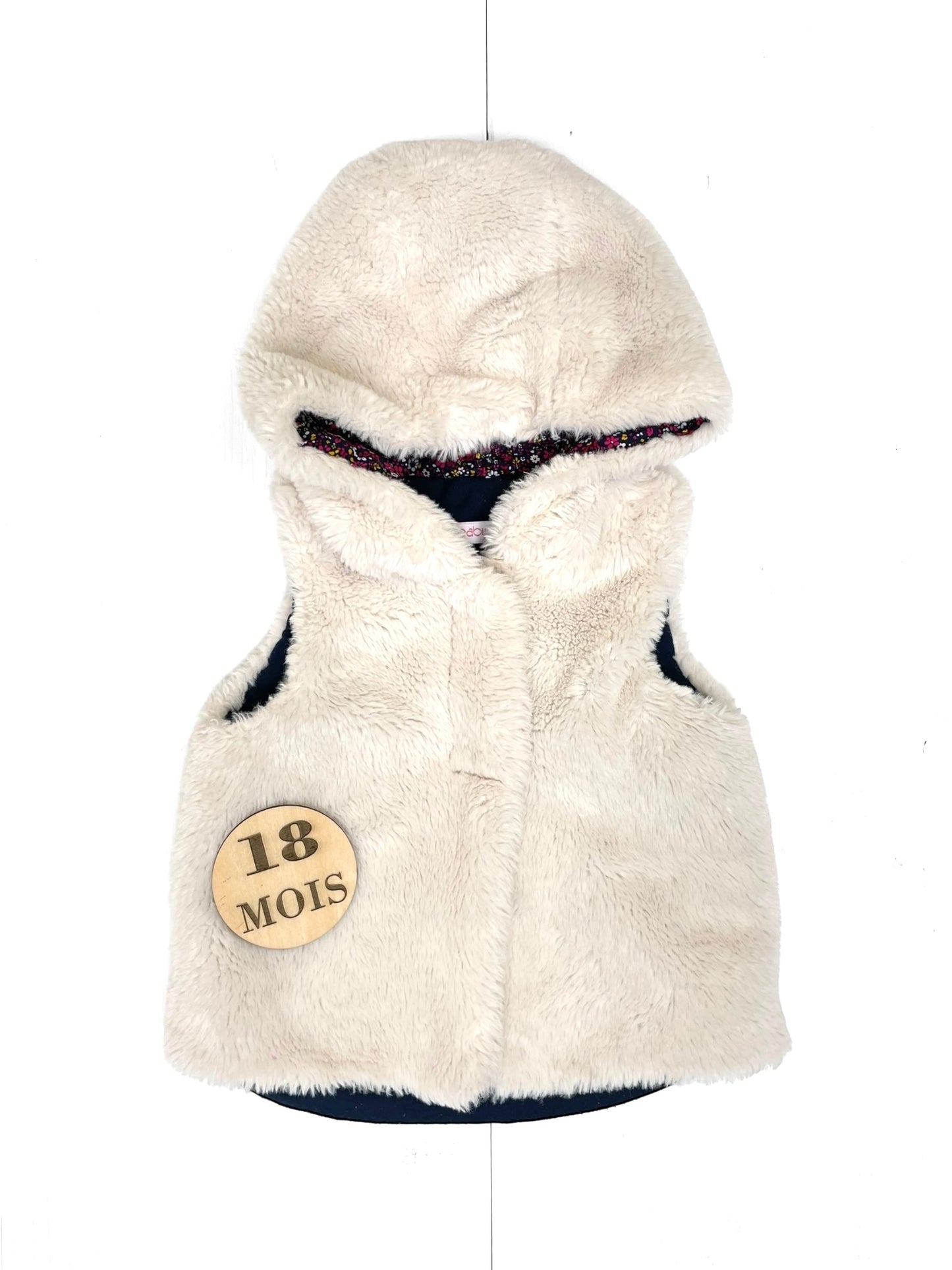 Veste sans manche à capuche, fausse fourrure, Gémo