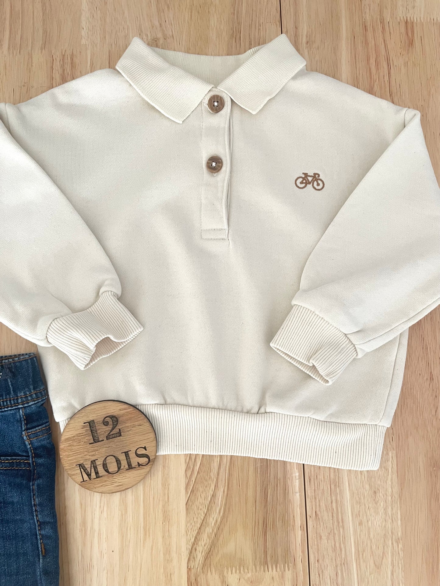 Ensemble sweat, tee-shirt et jean