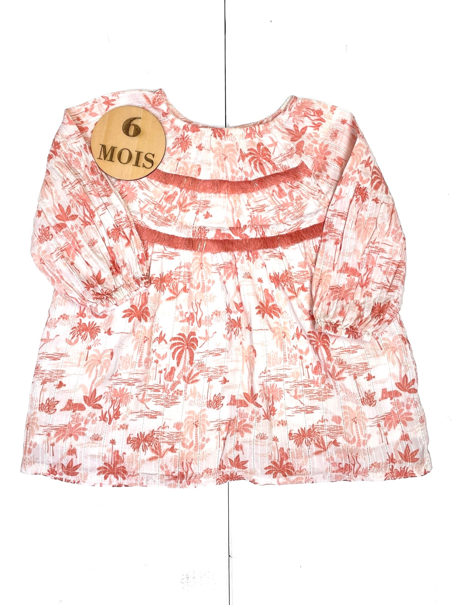 Robe rose orangé, TAO