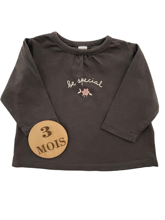 Tee-shirt gris, TEX