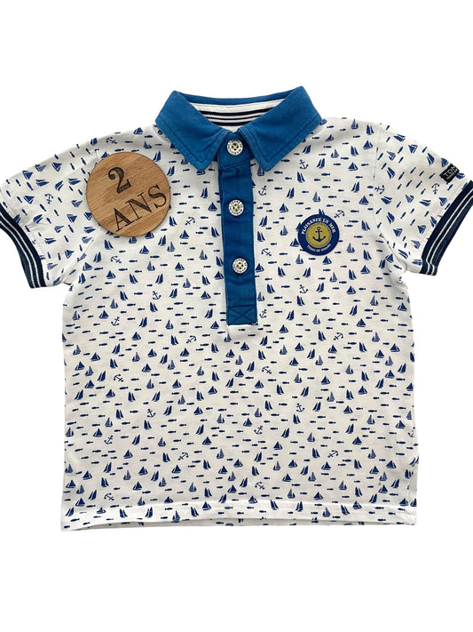 Polo bleu et blanc, Terre de Marins