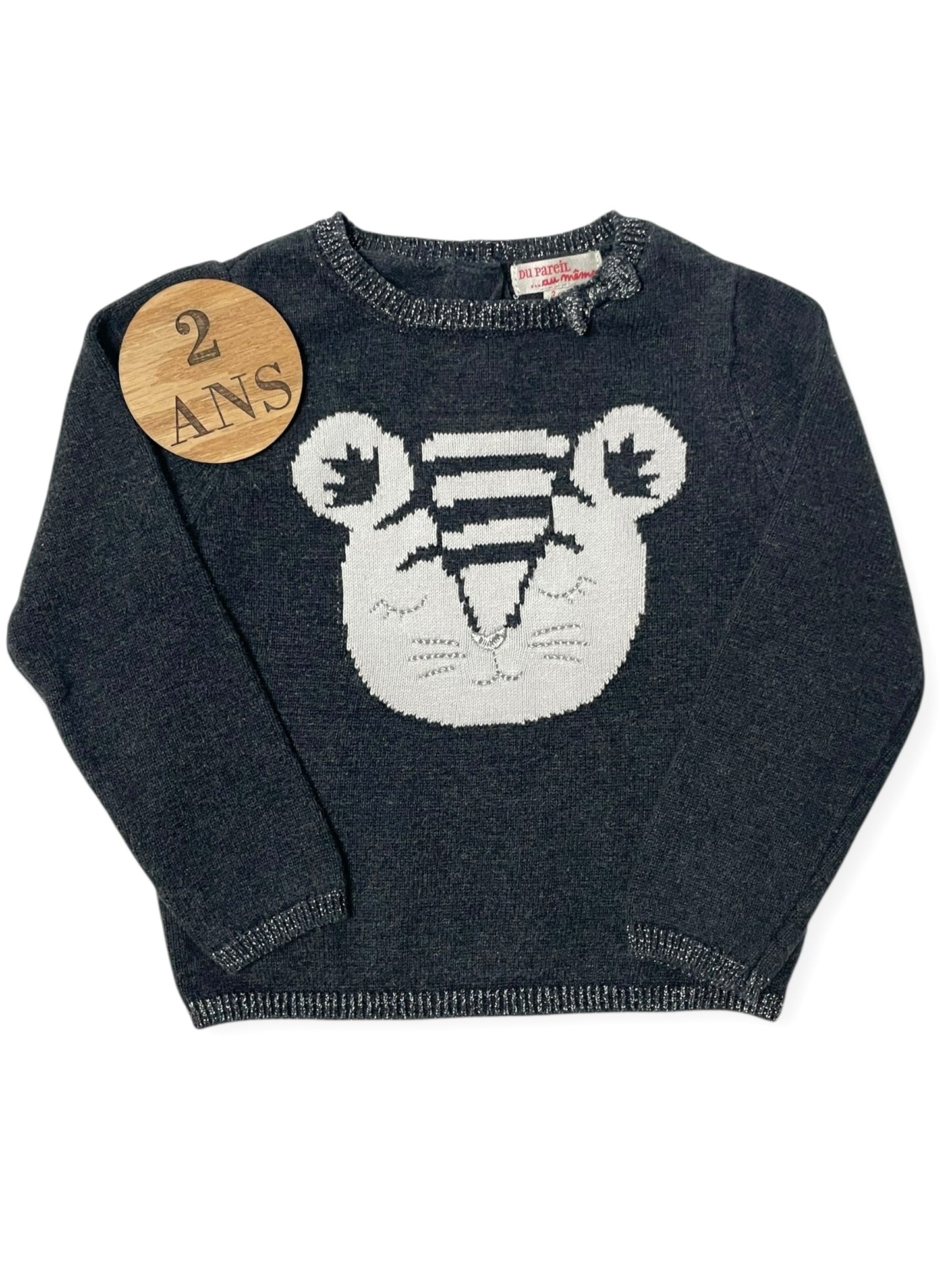 Pull gris, DPAM