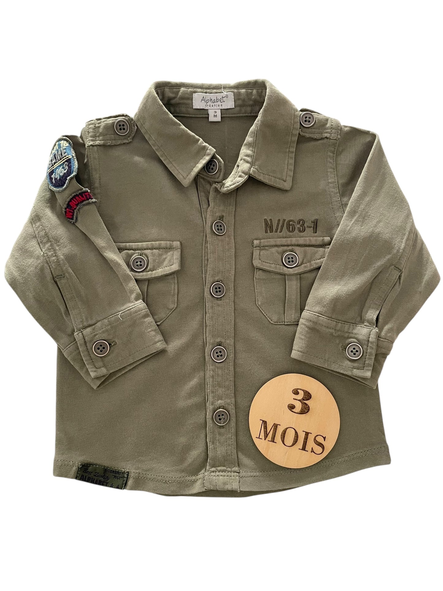 Chemise kaki, Alphabet