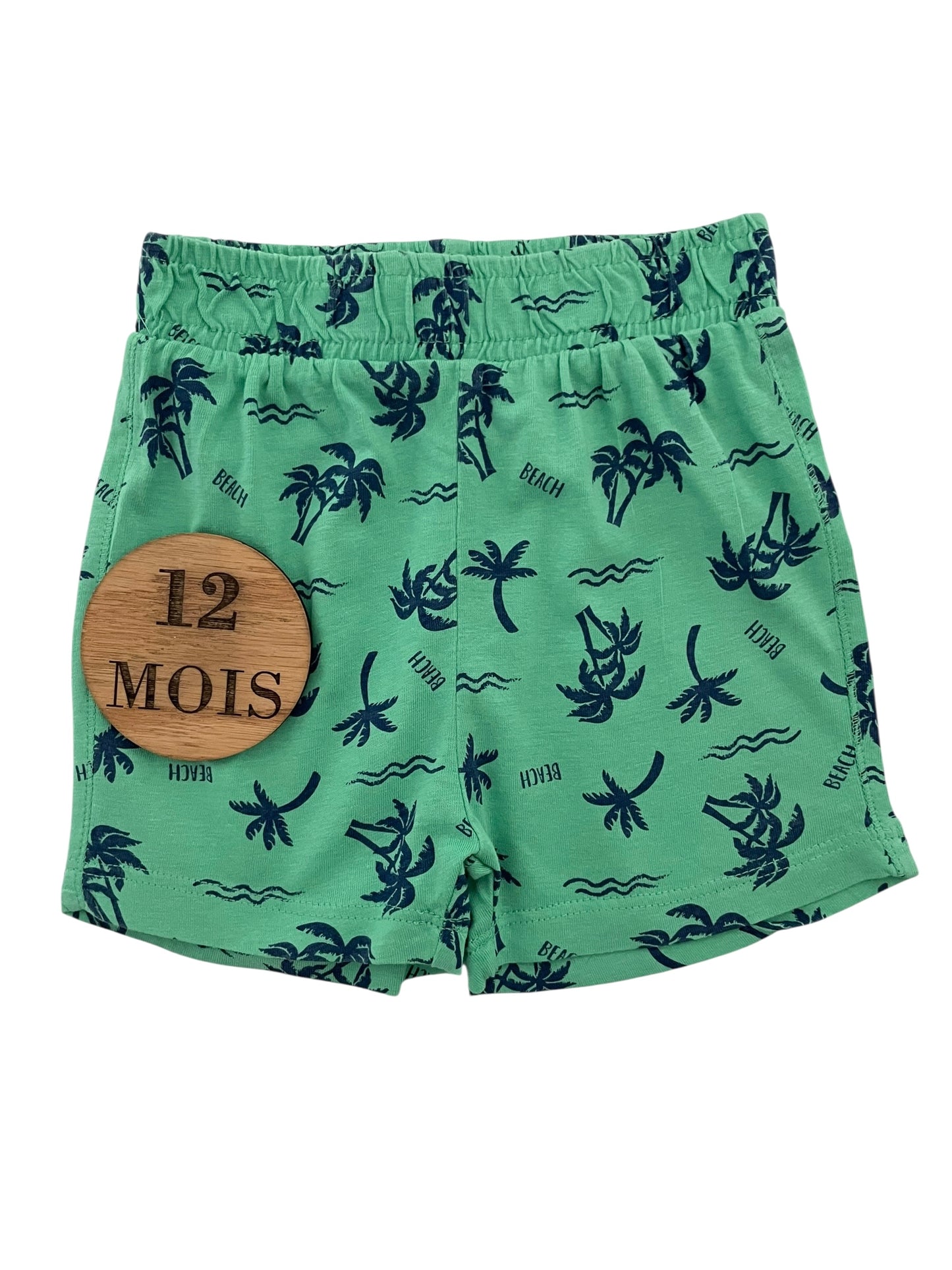 Short vert, palmiers, La Halle