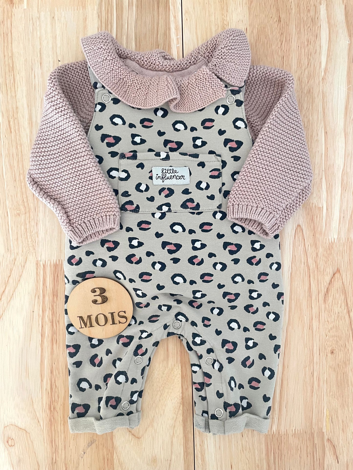 Ensemble salopette et gilet en mailles