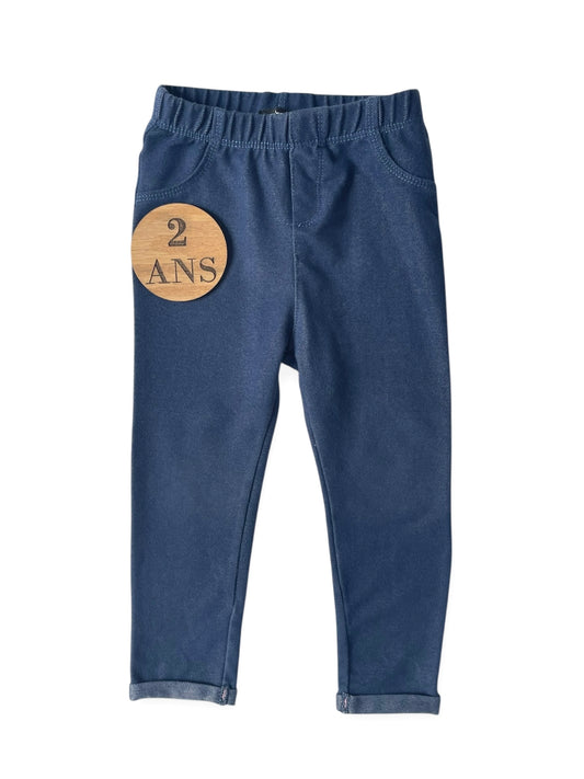 Jegging bleu, In extenso