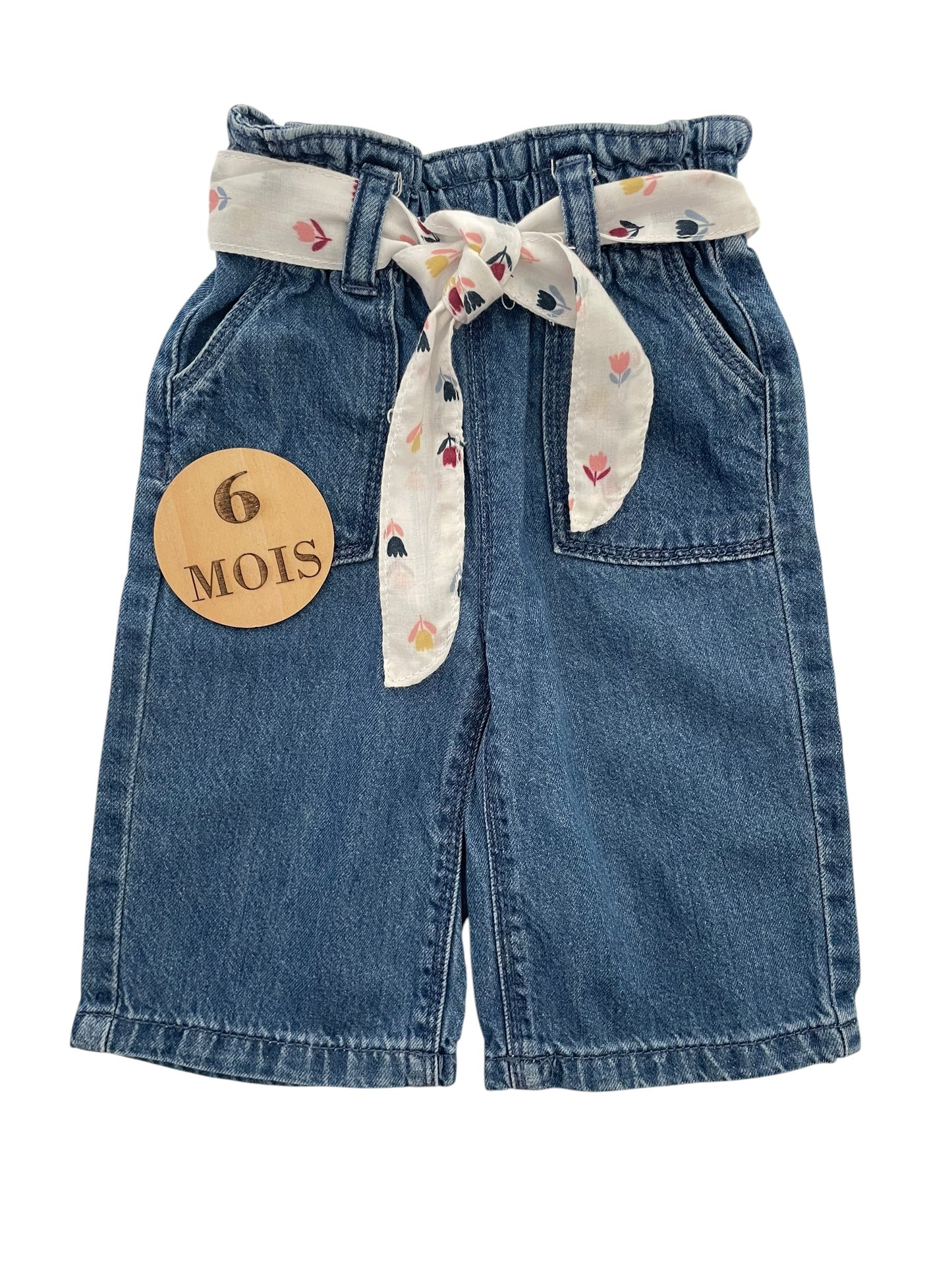 Jean large, ceinture fleurie, TAO