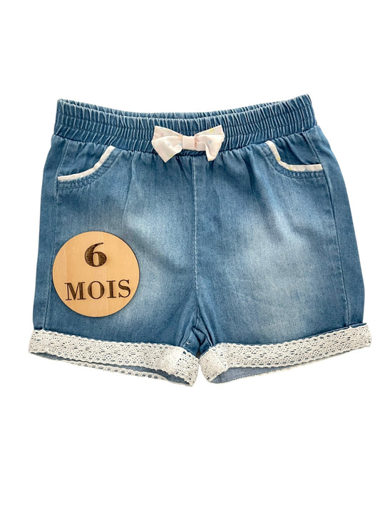 Short couleur jean, noeud et dentelle