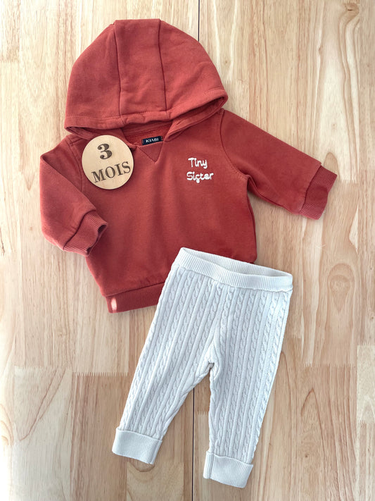 Ensemble sweat à capuche, et legging en mailles