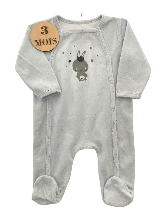 Pyjama velours bleu-ciel, lapin